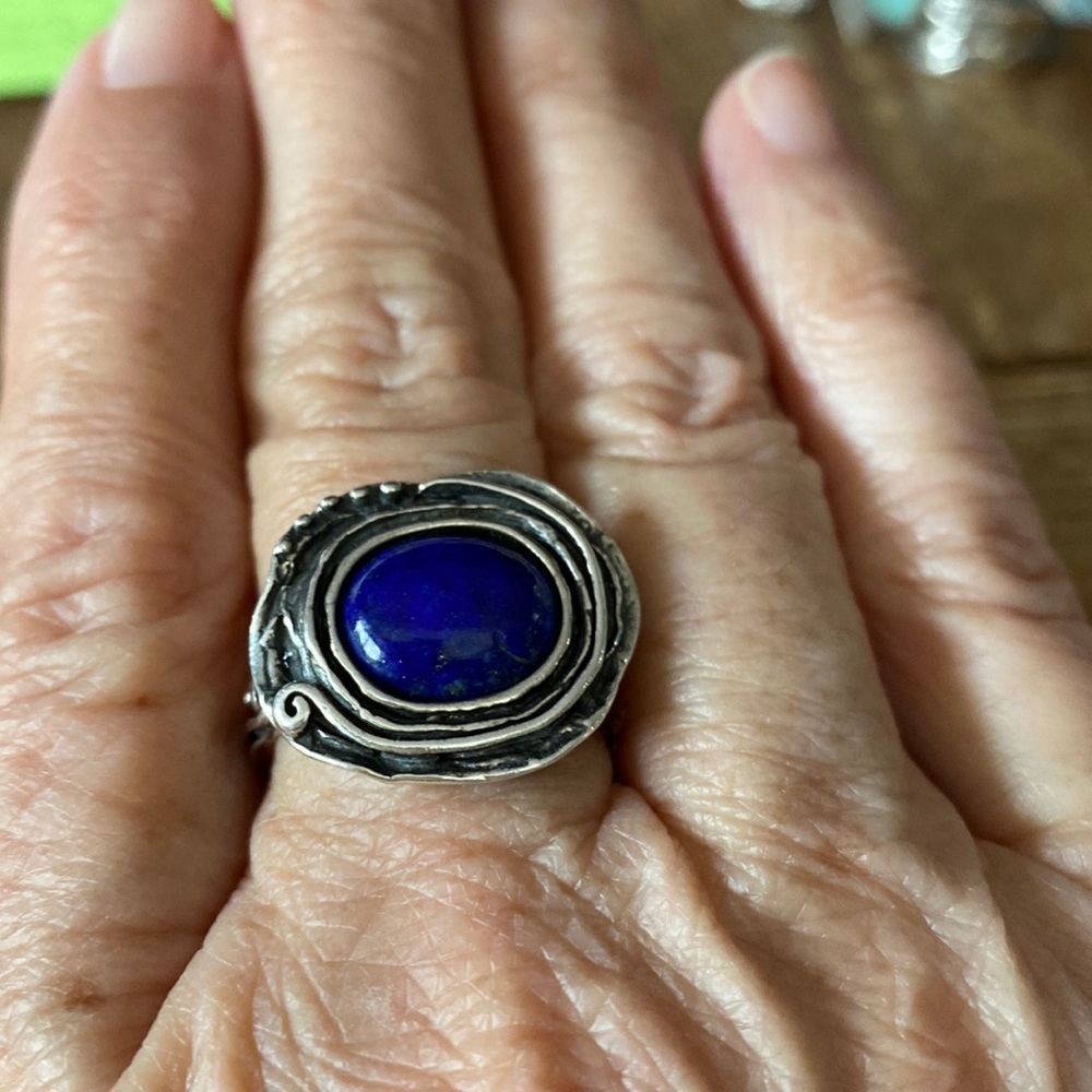Infinite Blue Ring